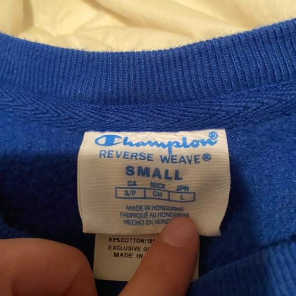 CHAMPION CREW NECK - Picture 2 of 2